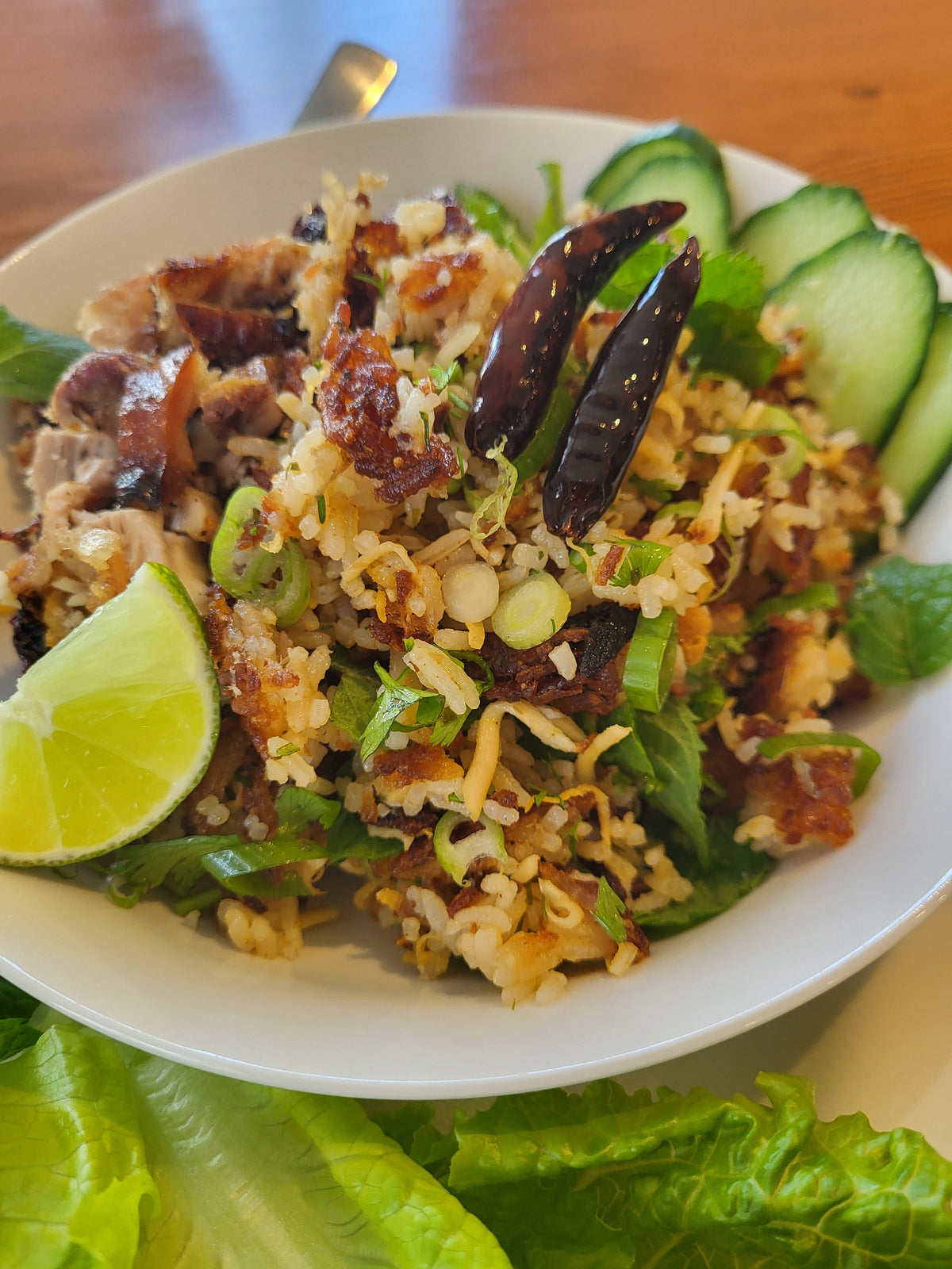 Nam Khao with Lime Chicken